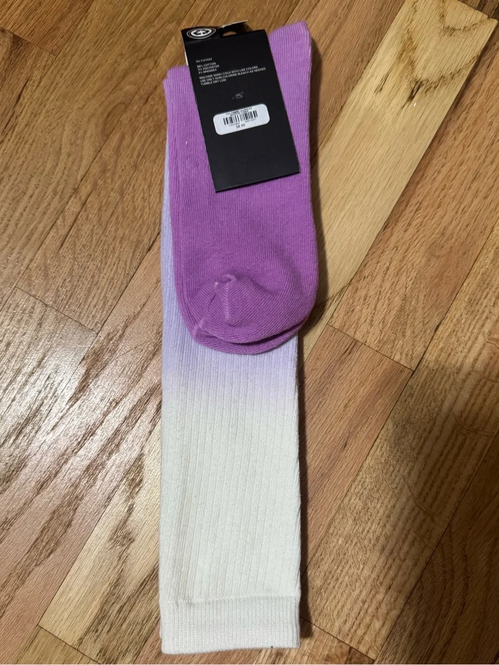 Hot Topic Woman’s Ombre Knee High Socks - Purple & White